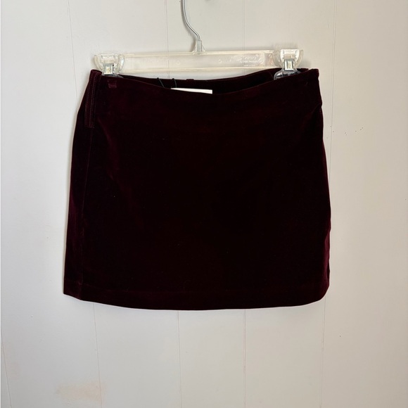 Commense Dresses & Skirts - Commense Women's Velvet Mini Skirt in Dark Burgundy